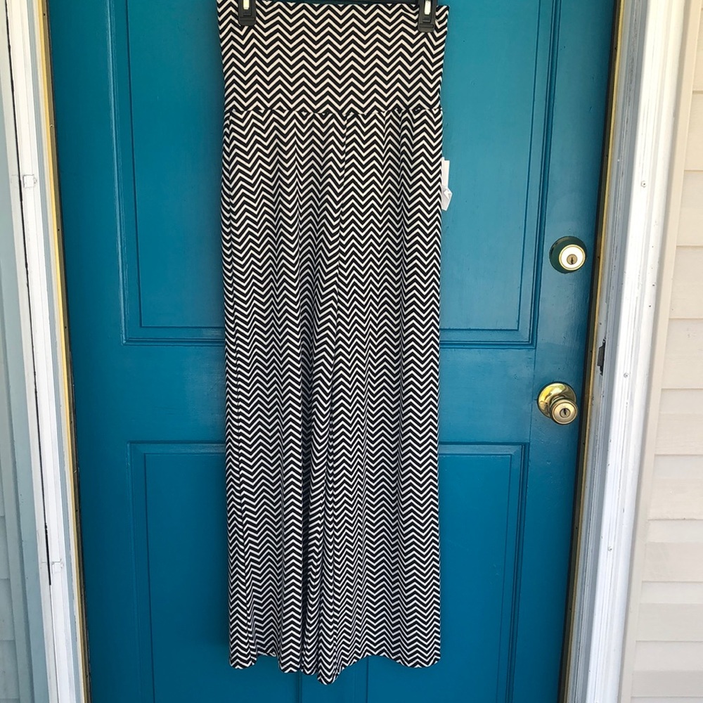 Never worn Black/White chevron Palouse pants
